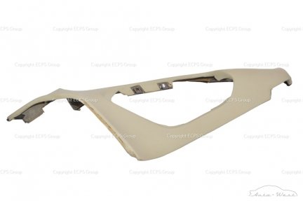 Aston Martin Vantage Coupe Rear right quarter upper panel trim