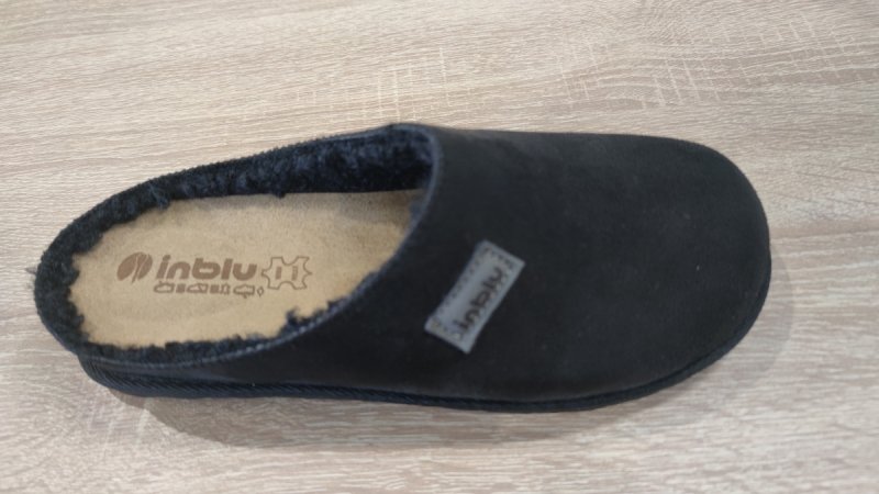 Inblu CS-45 kapcie damskie domowe czarne