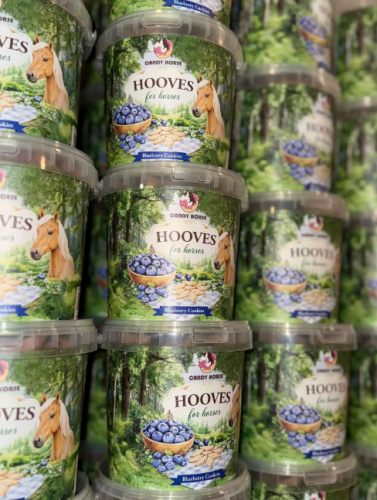 Ciasteczka dla konia - kopytka FOODIE 1,2L - Candy Horse - ciastko jagodowe