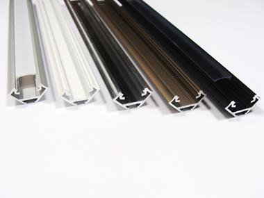 PROFIL NT KĄTOWY ALUMINIUM ANODOWANE 2020MM KLOSZ MLECZNY