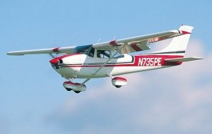 Sonic-Modell: Cessna 182 Sky Lane KIT (rozpiętość 141cm, klasa 500) 