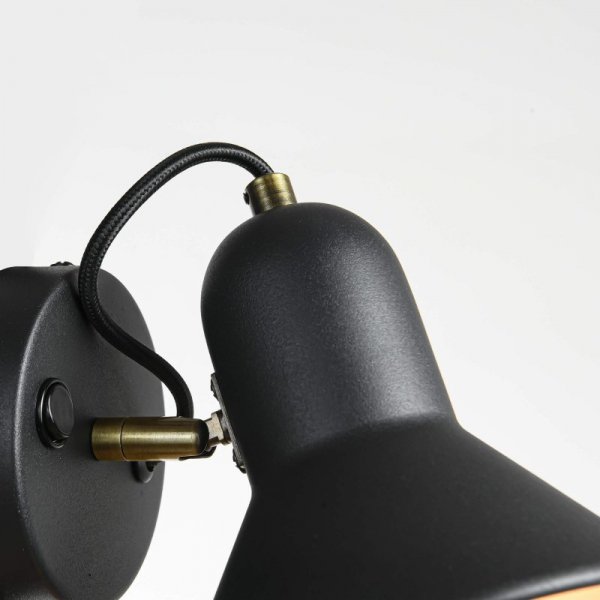 KINKIET CZARNY Z WŁĄCZNIKIEM NOWOCZESNY METALOWY DO SYPIALNI SALONU LIGHT PRESTIGE ASTAMA LP-1122/1W BK