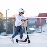 Bezpieczna jazda na hulajnodze