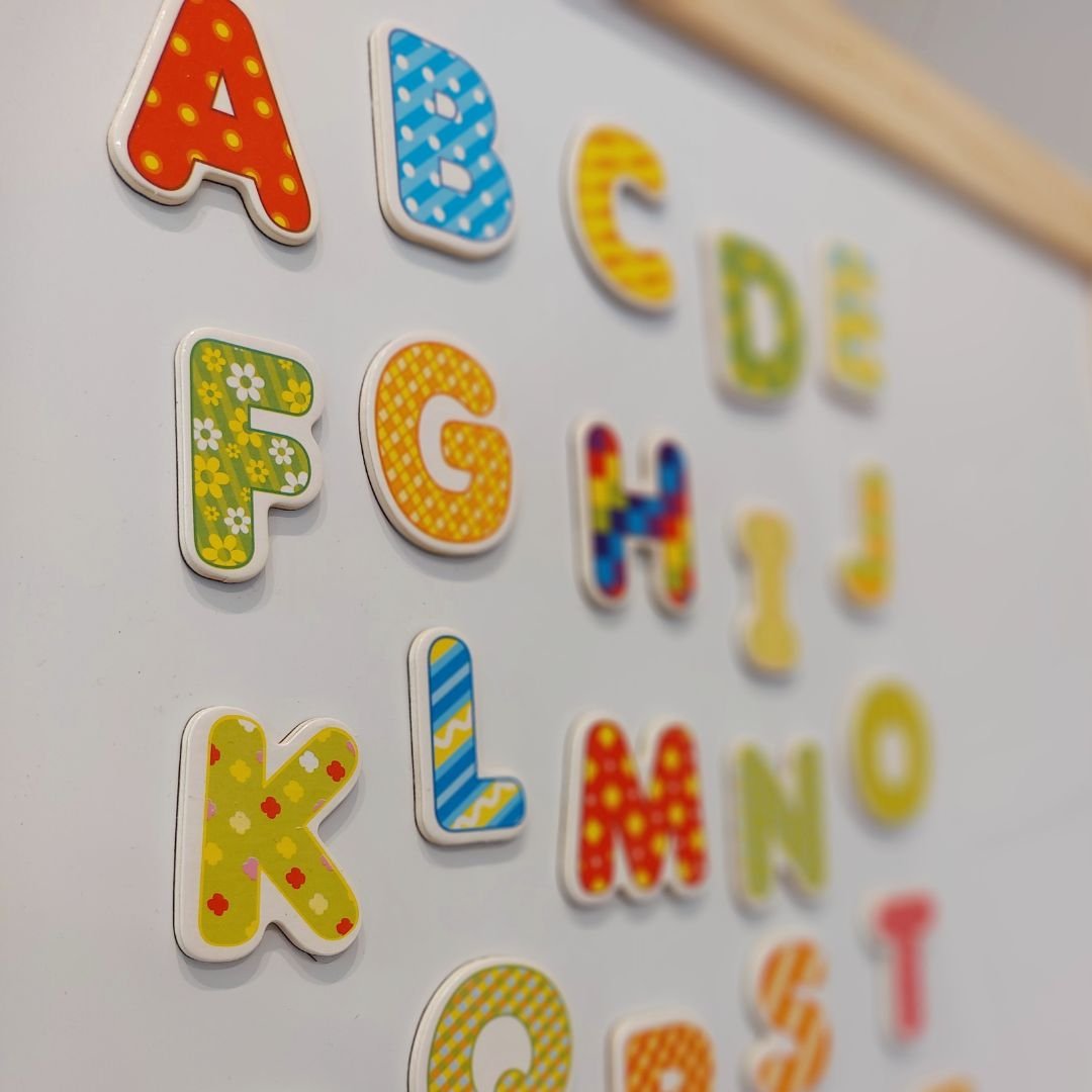 Duża tablica edukacyjna dwustronna: magnetyczna i kredowa - suchościeralna, drewniana