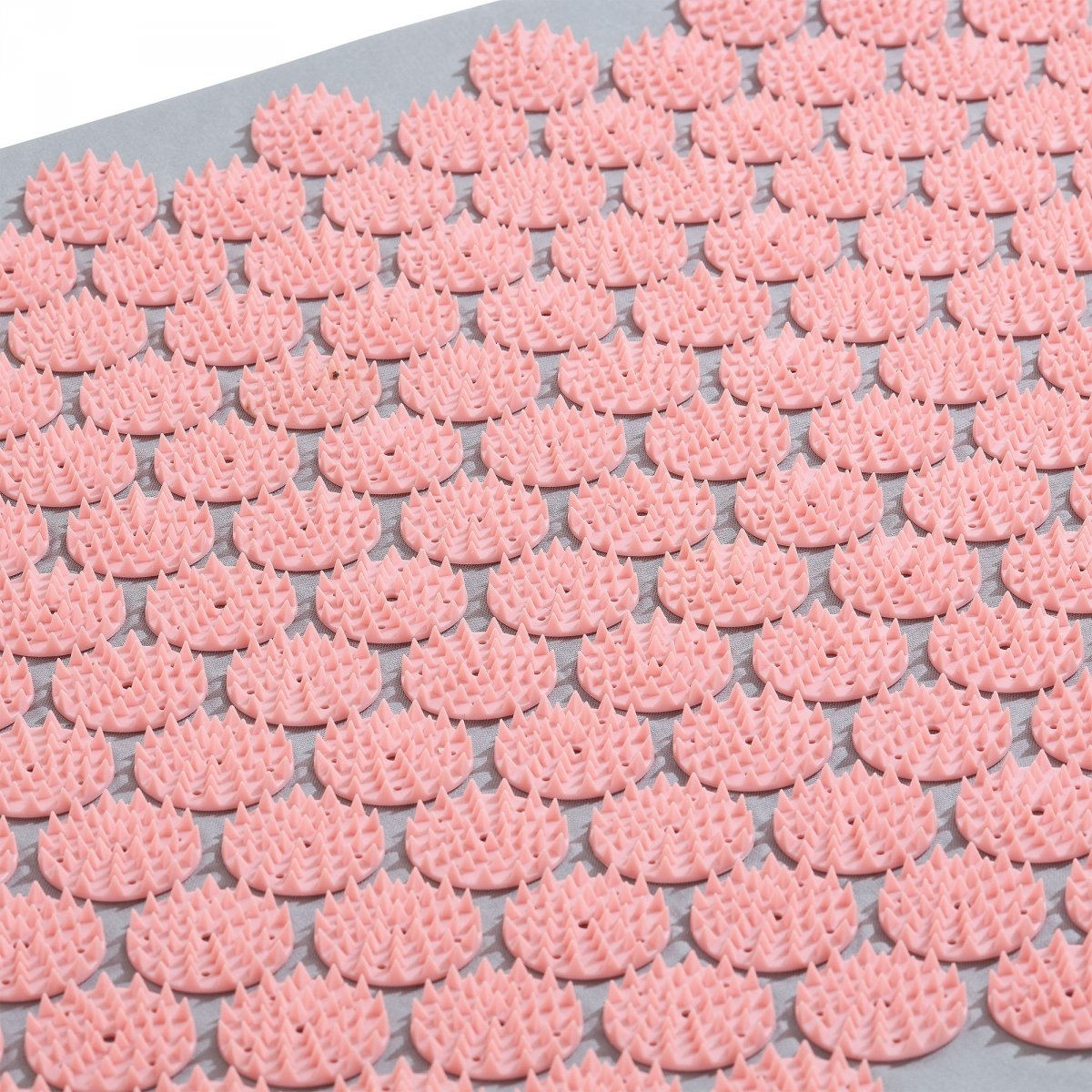 Mata do akupresury ECO lniana z włóknem kokosowym i poduszką z gryki – 68 cm HyperMotion szaro-różowa