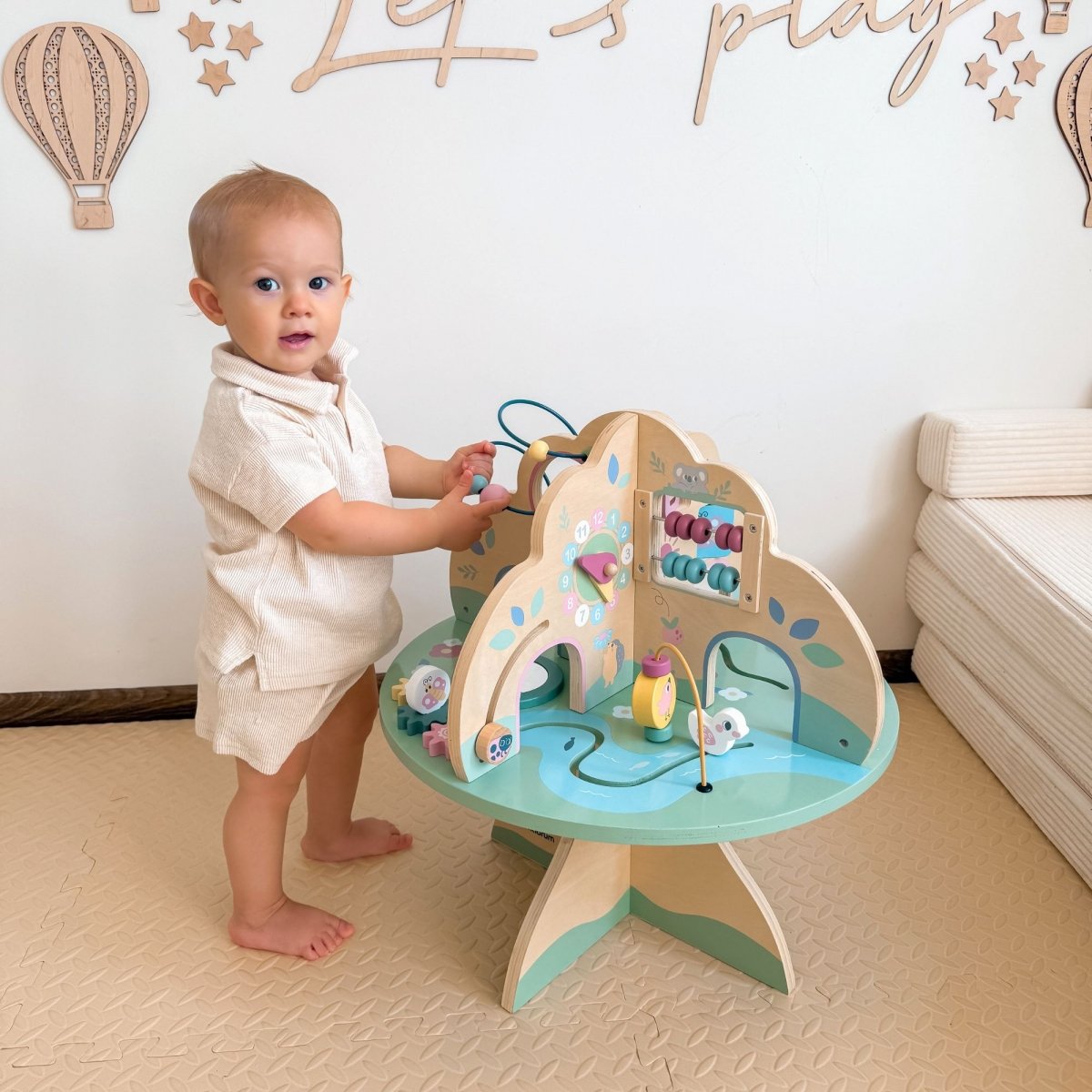 Stolik edukacyjny - wielofunkcyjne drzewko