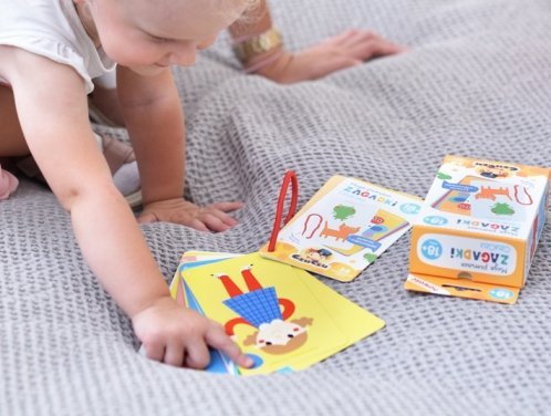 CzuCzu Moje Pierwsze ZAGADKI Karty na kółeczku 18m+ Książeczka 6477703