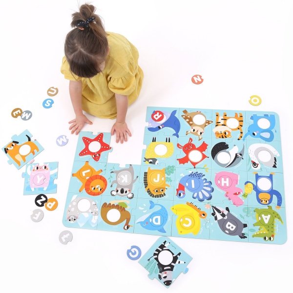 Alfabet CzuCzu Duże Puzzle z dziurką Litery 48 el. 3+