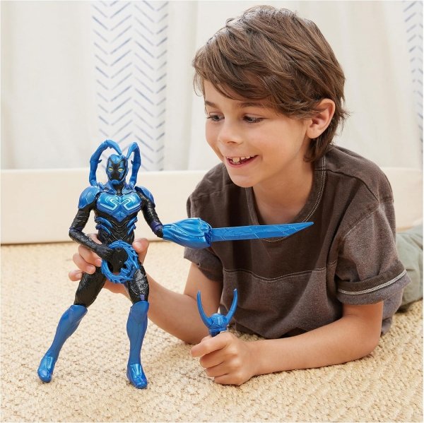 Figurka interaktywna Battle-Mode Blue Beetle DC