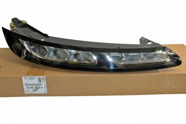 LAMPA JAZDY DZIENNEJ PRAWY PRZÓD DRL LED CITROEN C4 CACTUS 9800910680 OE