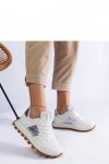 Biale sneakersy z widocznym protektorem Restia - Solea