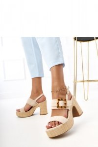 Sandały Model Elevira E5572 Beige - PRIMO
