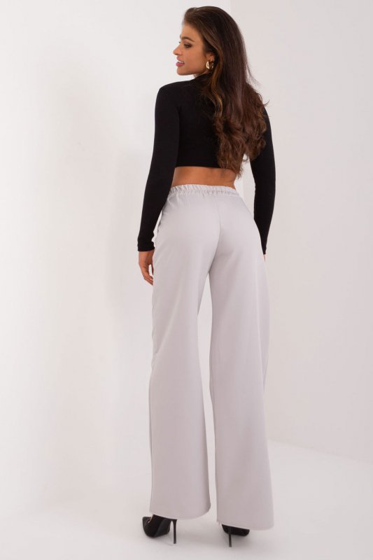 Spodnie Damskie Model WN-SP-8247.65 Light Grey - Rue Paris Hurtownia odzieży on-line, moda damska, bielizna i obuwie dla kobiet 