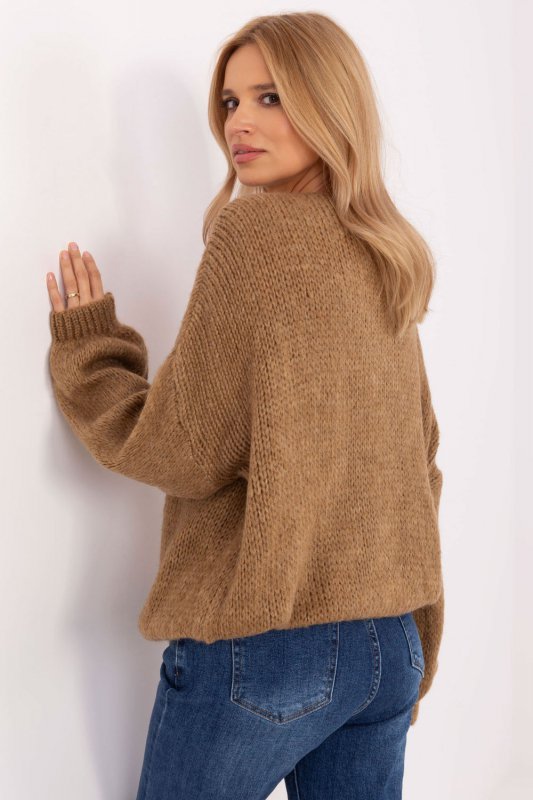 Sweter Damski Model MI-SW-0412.26 Camel - Italy Moda