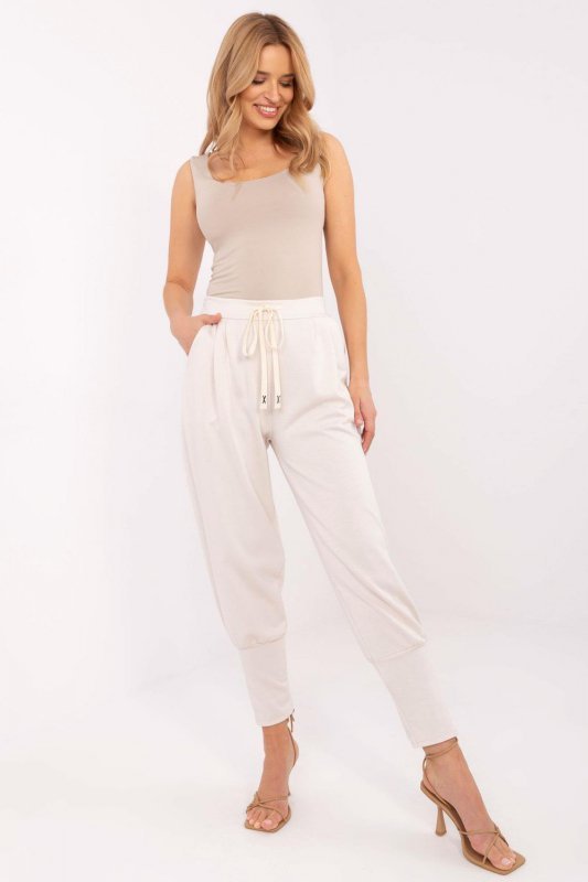 Spodnie Dresowe Model MI-SP-61700.80P Beige - Italy Moda