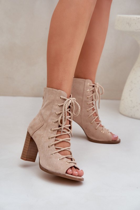 Sandały Model Ivelseki M391 Beige - Step in style