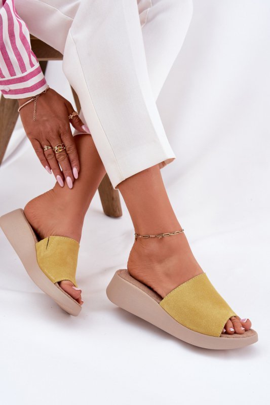 Sandał Klapki Model Panto Fino RR267038 Yellow - Step in style