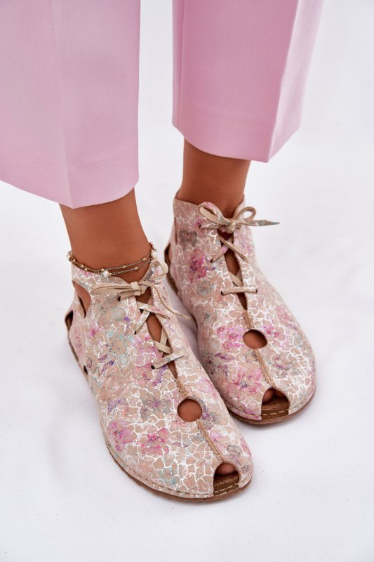 Botki Model Maciejka 03426-48 Beige Flowers - Step in style