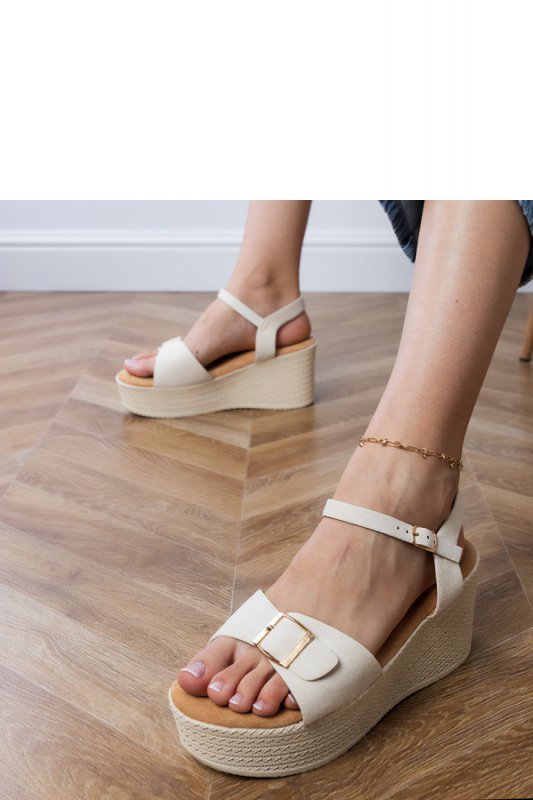 Sandały Model Sarni LOLO22 Beige - PRIMO