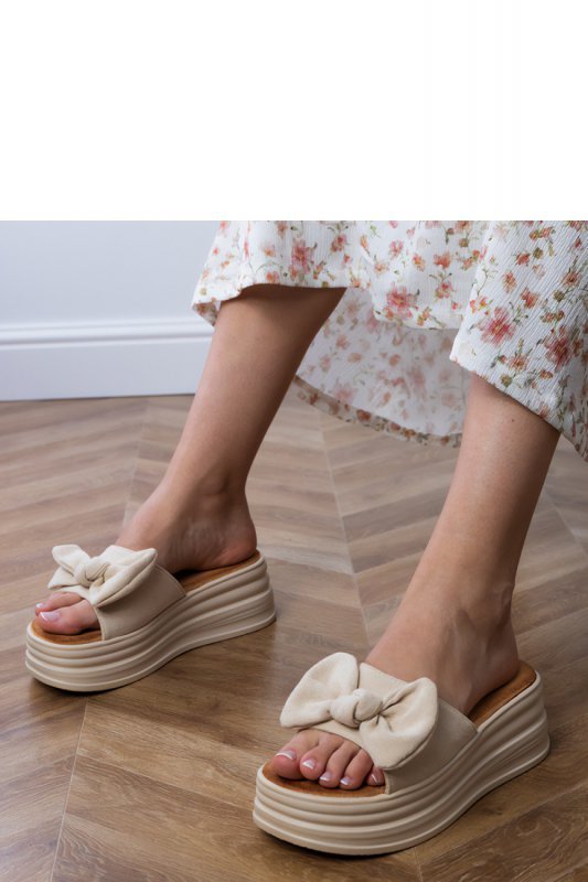 Sandał Klapki Model Ados LX9601 Beige - PRIMO