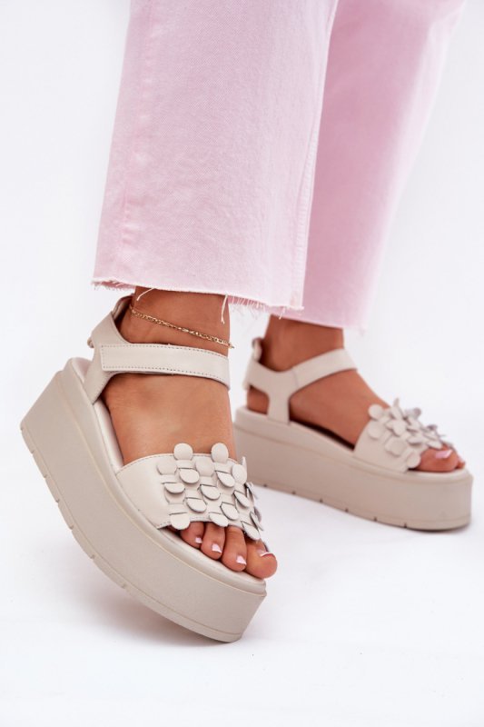 Sandały Model CheBello 4701 Beige - Step in style