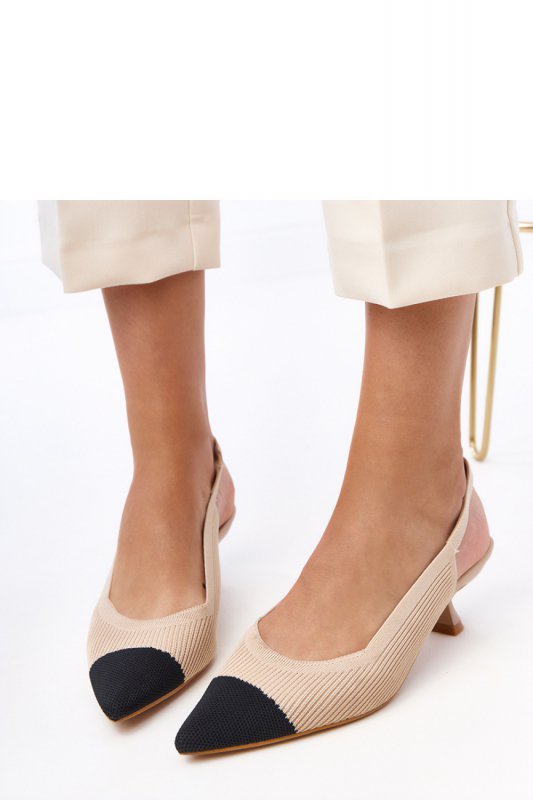 Czółenka Model Cassie E5587 Beige - PRIMO