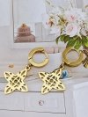 goldene Ohrringe aus Edelstahl