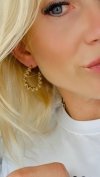 goldene Ohrringe aus Edelstahl
