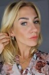 gold earrings made of stainless steel
