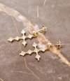 gold earrings made of stainless steel
