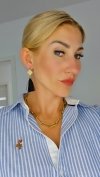gold earrings made of stainless steel