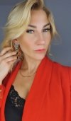 gold earrings made of stainless steel