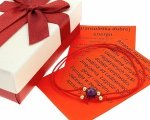 GOLDENES ARMBAND MIT EDELSTAHL