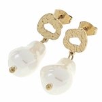 gold earrings made of stainless steel