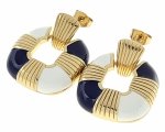 gold earrings made of stainless steel