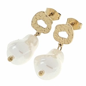gold earrings made of stainless steel