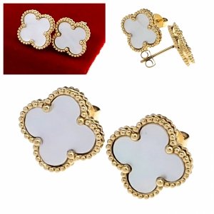 gold earrings made of stainless steel