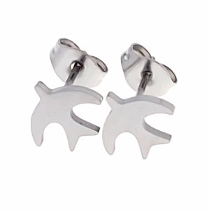 gold earrings made of stainless steel