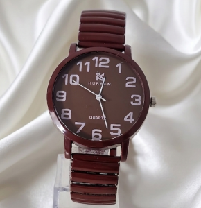 GRANDMA'S WATCH GOLD LARGE NUMBERS ON THE ERASER