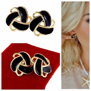 gold earrings made of stainless steel