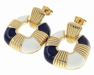 gold earrings made of stainless steel