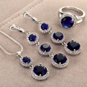 997 komplet naszyjnik, kolczyki, pierścionek w srebrnym kolorze