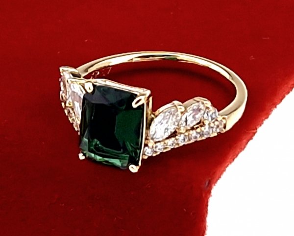 zlatý prsten 18,60 mm. zlacený záběr xuping