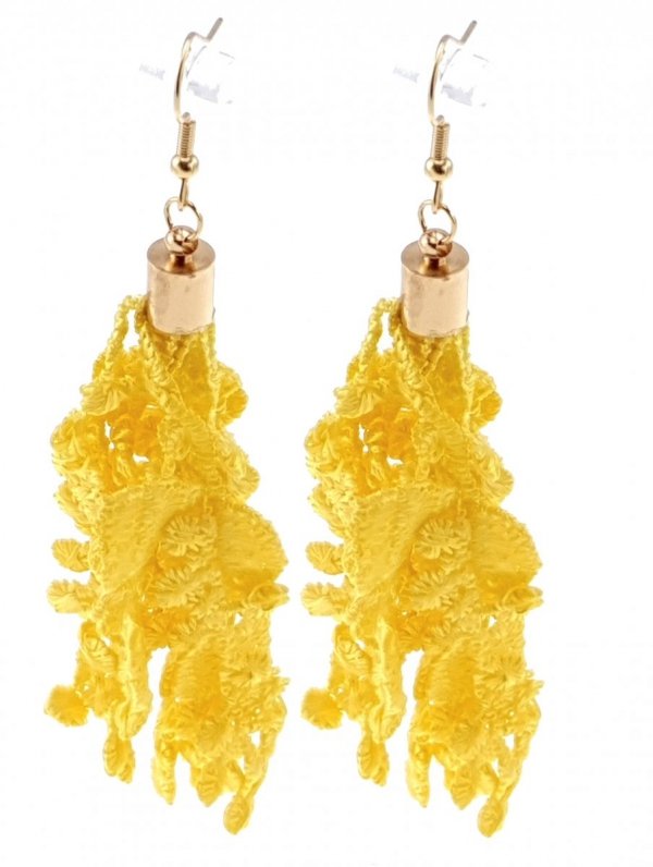 Goldene Ohrringe Seidenblumen