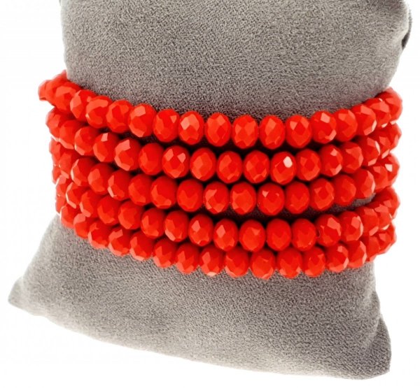 GOLDENES ARMBAND MIT EDELSTAHL
