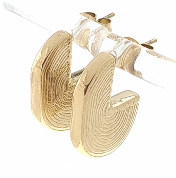 goldene Ohrringe aus Edelstahl