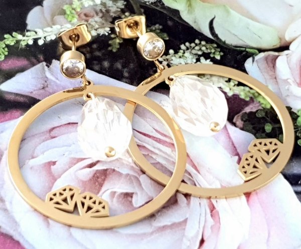 goldene Ohrringe aus Edelstahl