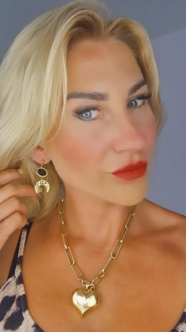 goldene Ohrringe aus Edelstahl