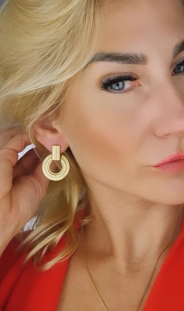 goldene Ohrringe aus Edelstahl