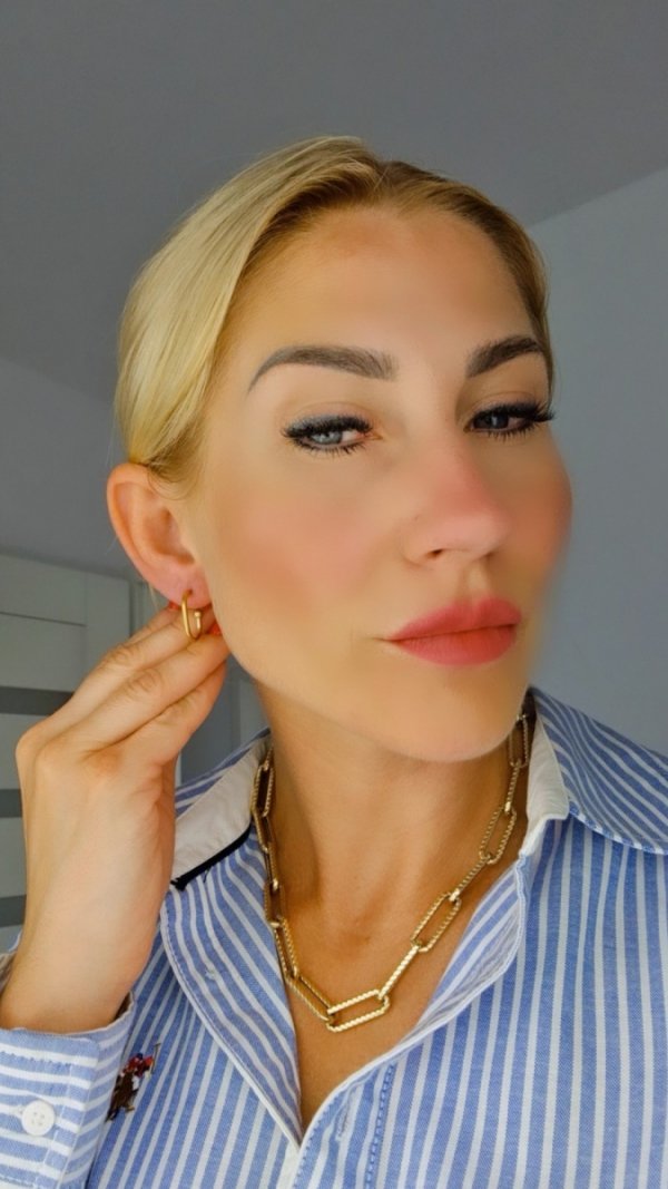 goldene Ohrringe aus Edelstahl
